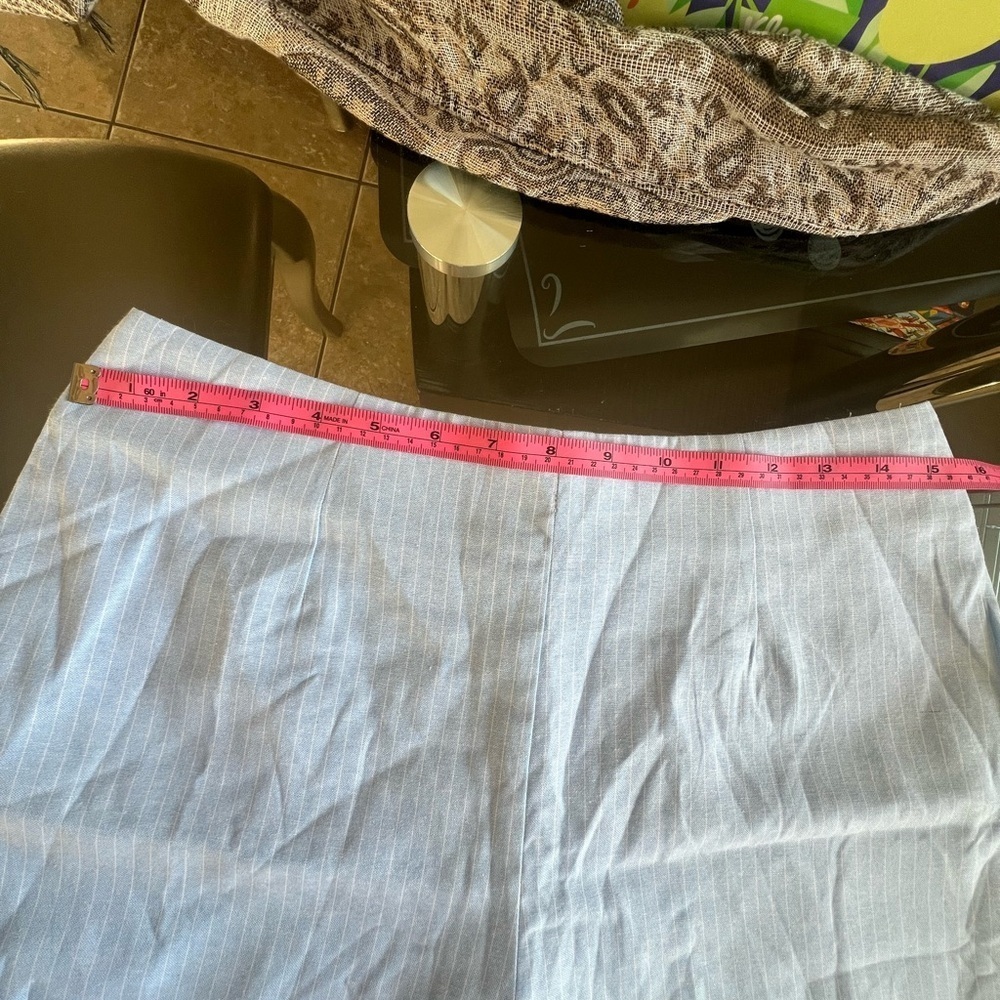 Set of short set says size L but comes in a s o m
Caja 8 - Picture 6 of 6